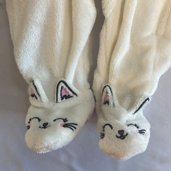 PJ Place - NWT - White and Pink Cat Footies Cozy One Piece romper - Picture 3 of 4
